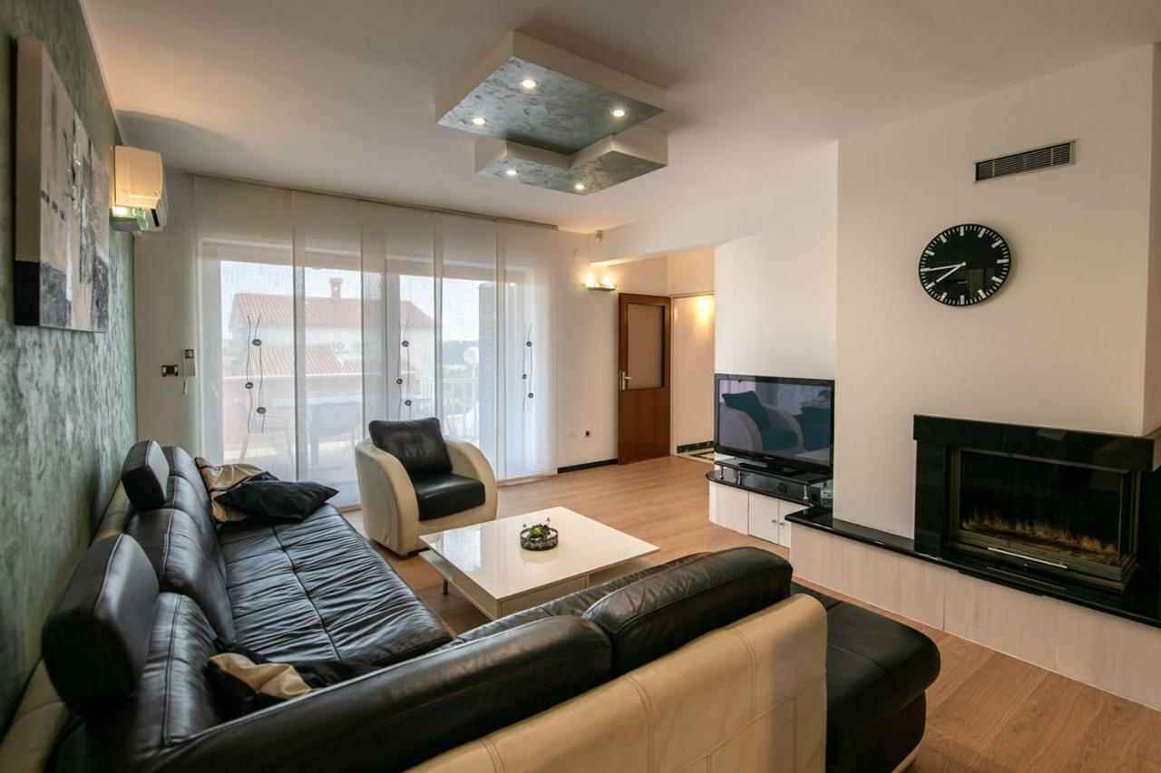 Cave Romane Apartment With Private Pool And Sea View Vinkuran Buitenkant foto